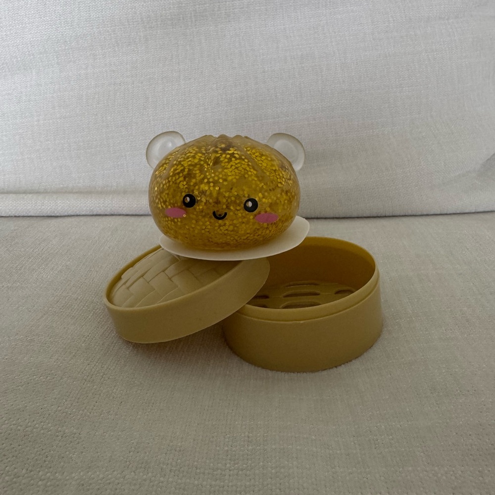 SUPER RARE Golden Glitter Dumpling Squishy
